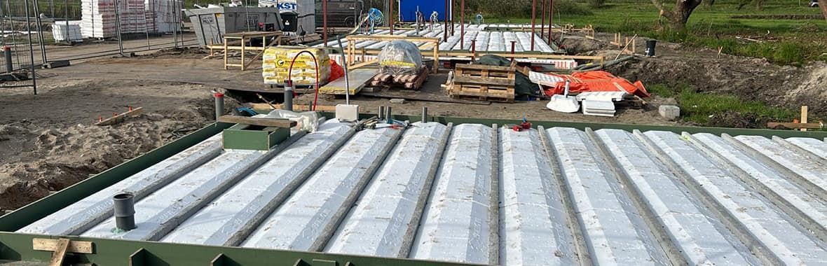 Broodjesvloer leggen met betonnen vloerbalken
