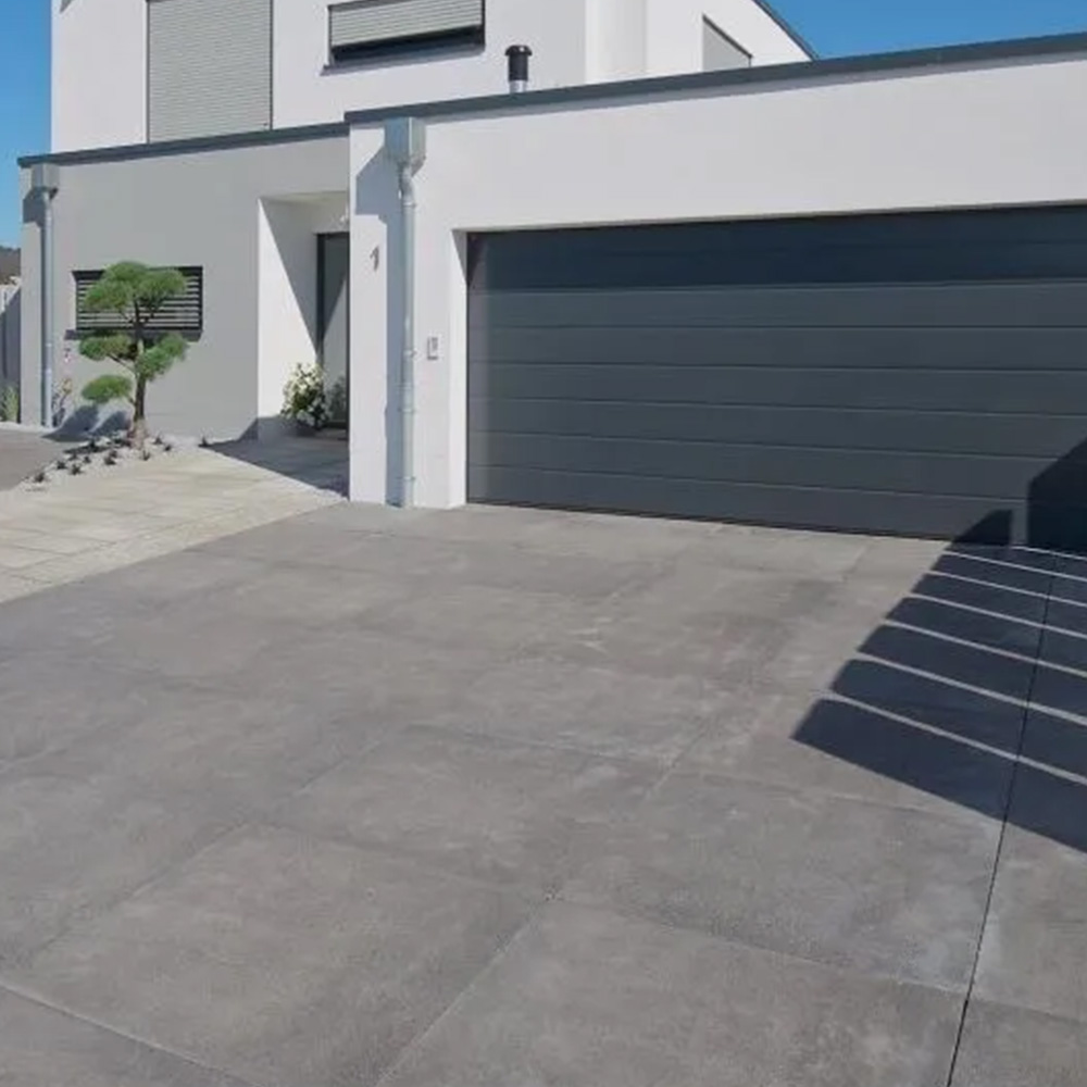 Betontegels: strak, stoer, slijtvast en onderhoudsvriendelijk