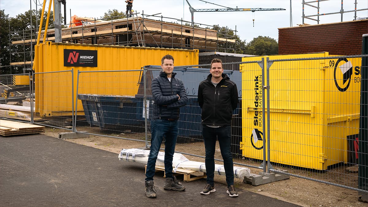 Acht nieuwbouwwoningen met duurzame materialen
