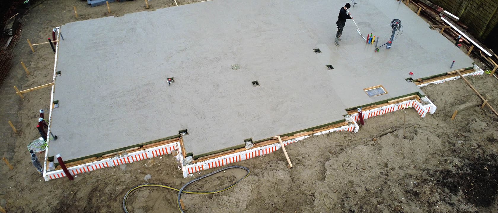 Fundering voor een woning aan het water