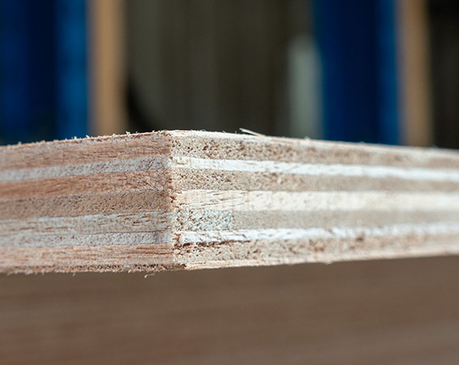 Multiplex_Detail_fineerlagen_foto_2