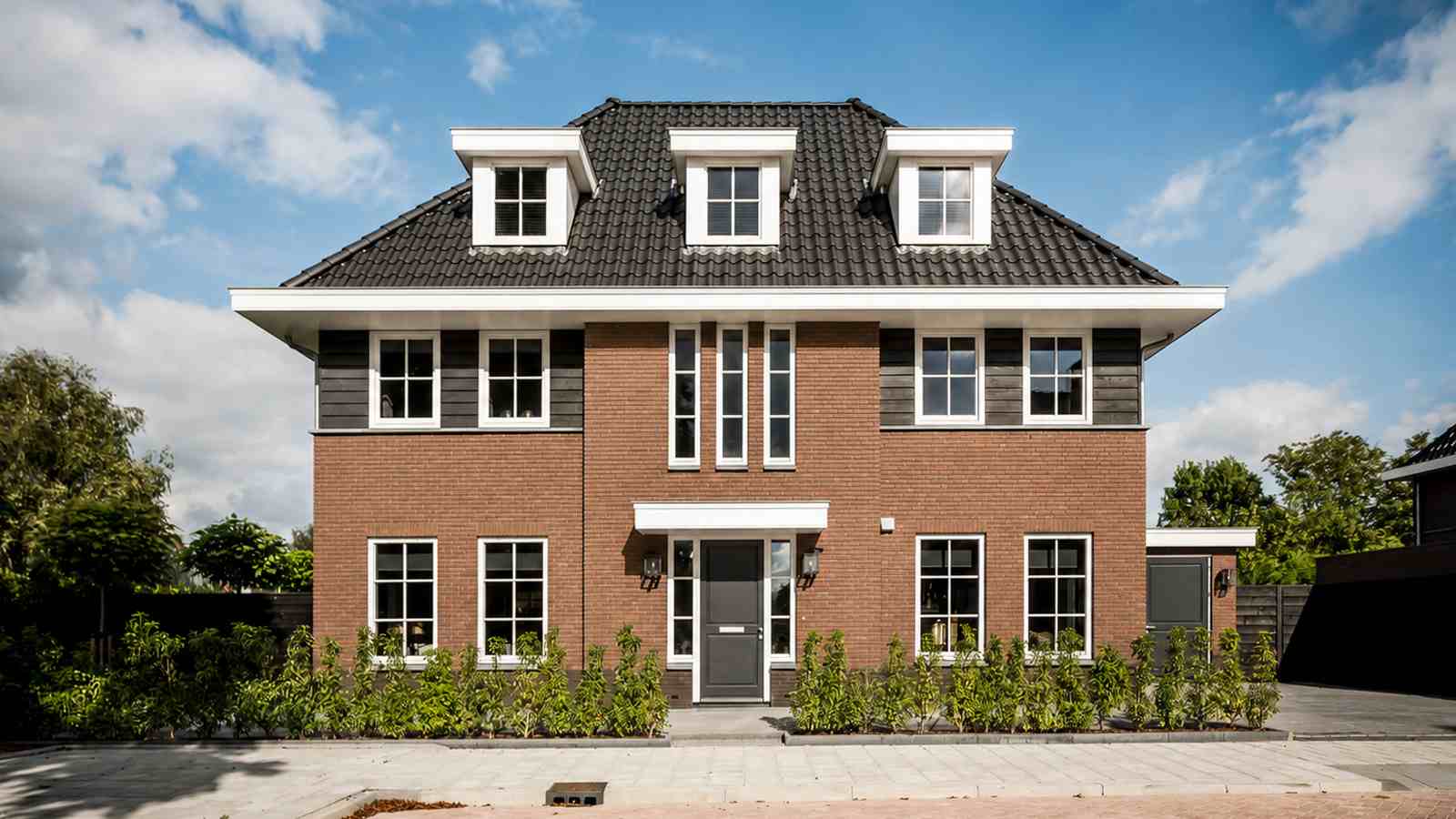 Voorbeeld_herenhuis_Wienerberger_roodbruin_vormbak_waalformaat