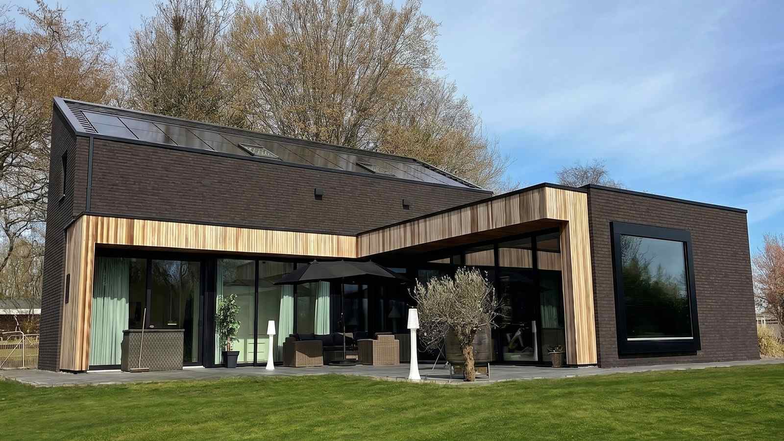 Voorbeeld_moderne_stijl_Sleiderink_handvorm_Waalformaat_Antraciet