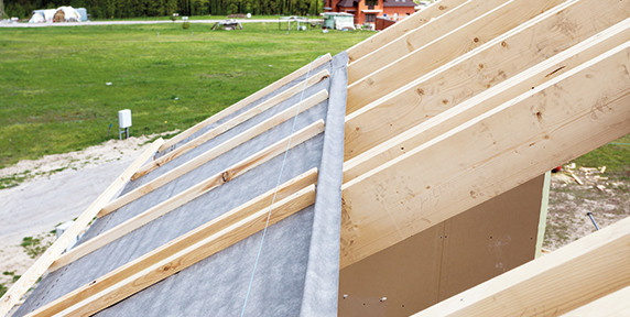 Plaatsen_folie_onderdak