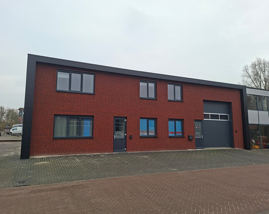 Project_bedrijfspand_rockpanel_gevelbekleding