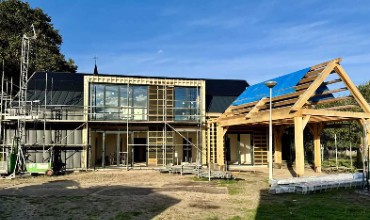 Slider_dorpshuis_met_meerdere_multifunctionele_ruimtes