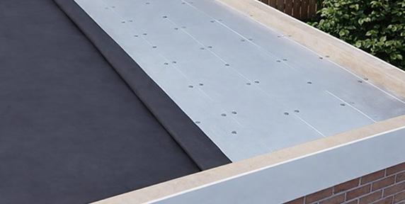 Terugrollen_EPDM_aanbrengen