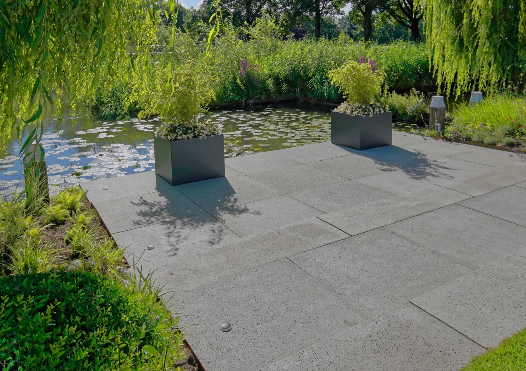 Tuintegels 100x100 van Sleiderink Bouwmaterialen