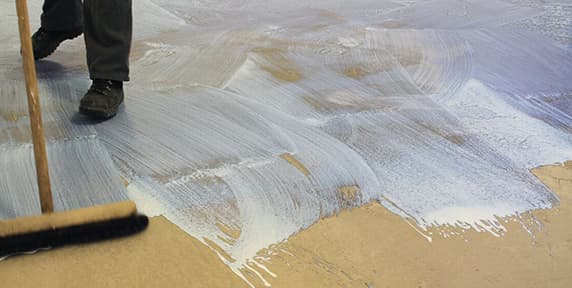 Voorstrijken_met_vloerprimer