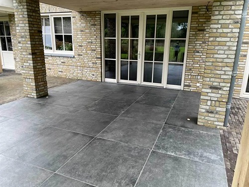 Keramische tegels voor de oprit